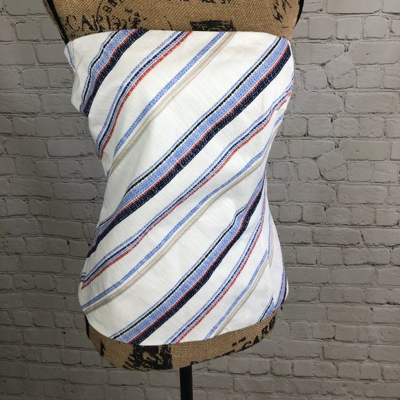 White House Black Market Tops - NWOT White House Black Market Sleeveless Top - 16